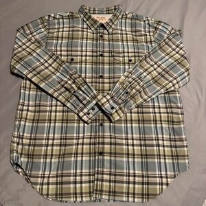 Filson Button Down Shirt 👔